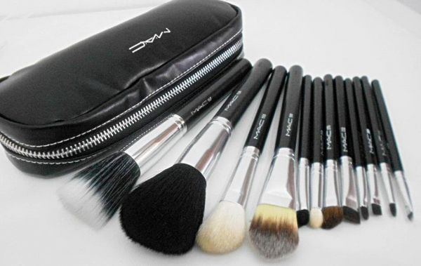 Kit 12 pincéis MAC - Réplica